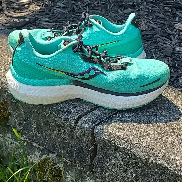 Saucony Triumph 19 W size 7 - Picture 6 of 14